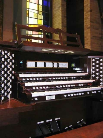 Regina Coeli Church, Hyde Park, NY - 3M/58 Diane Bish Console